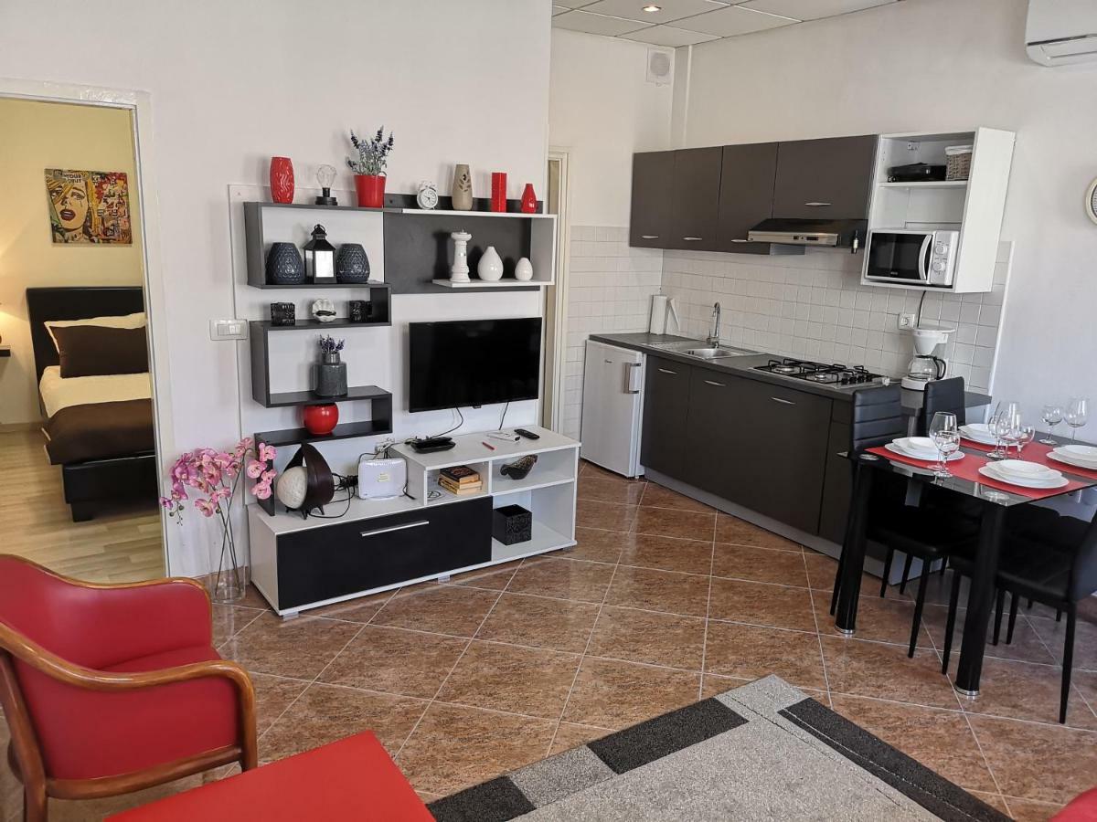 Apartamento Studio Bi Umag Exterior foto